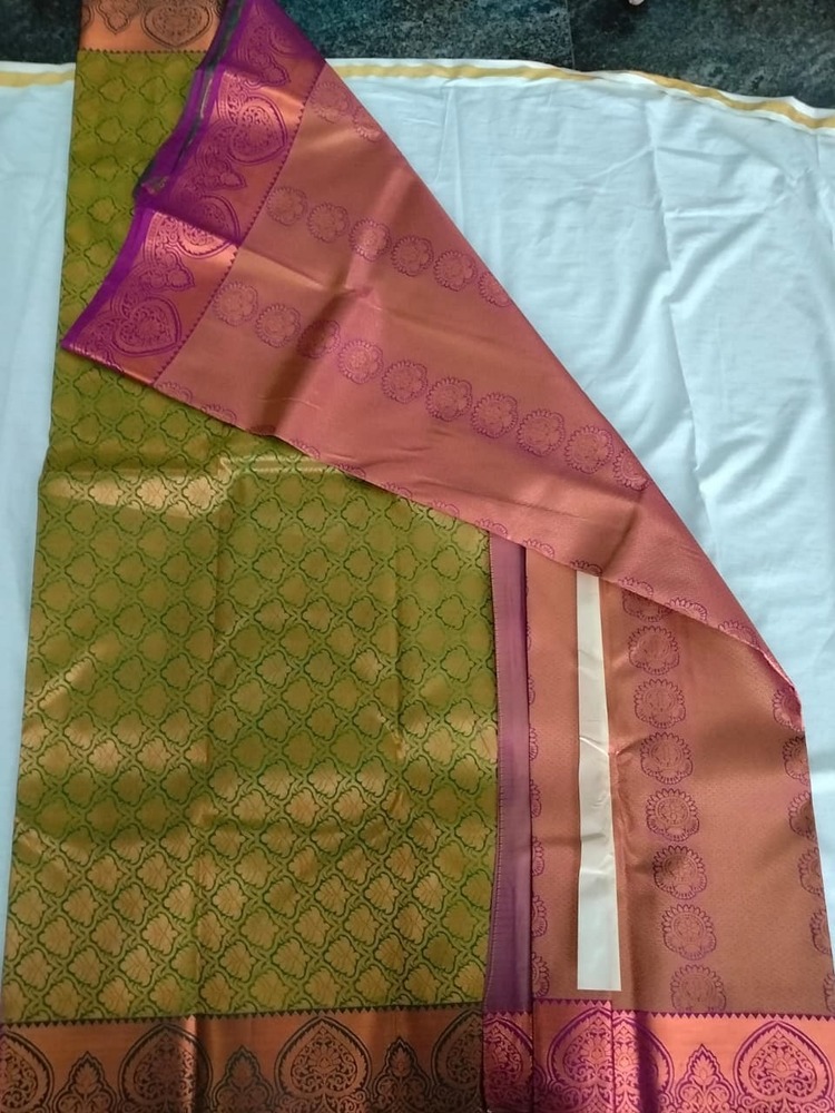 Mehendi Green Bridal Kanjivaram Saree with Pink Pallu