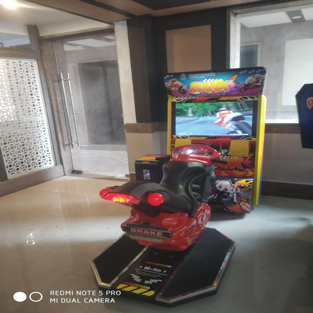 Car Racing Game