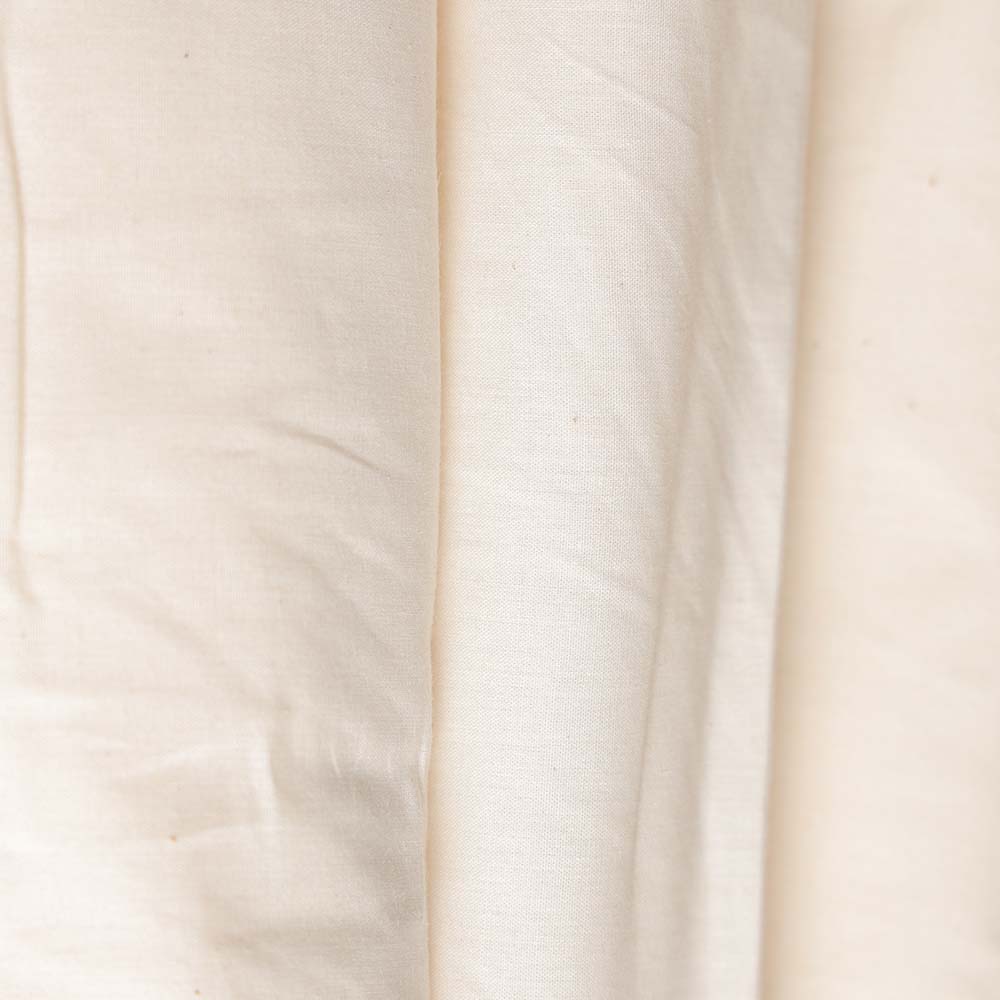 140 Gsm Greige Cotton Poplin Fabric - Attributes: Washable