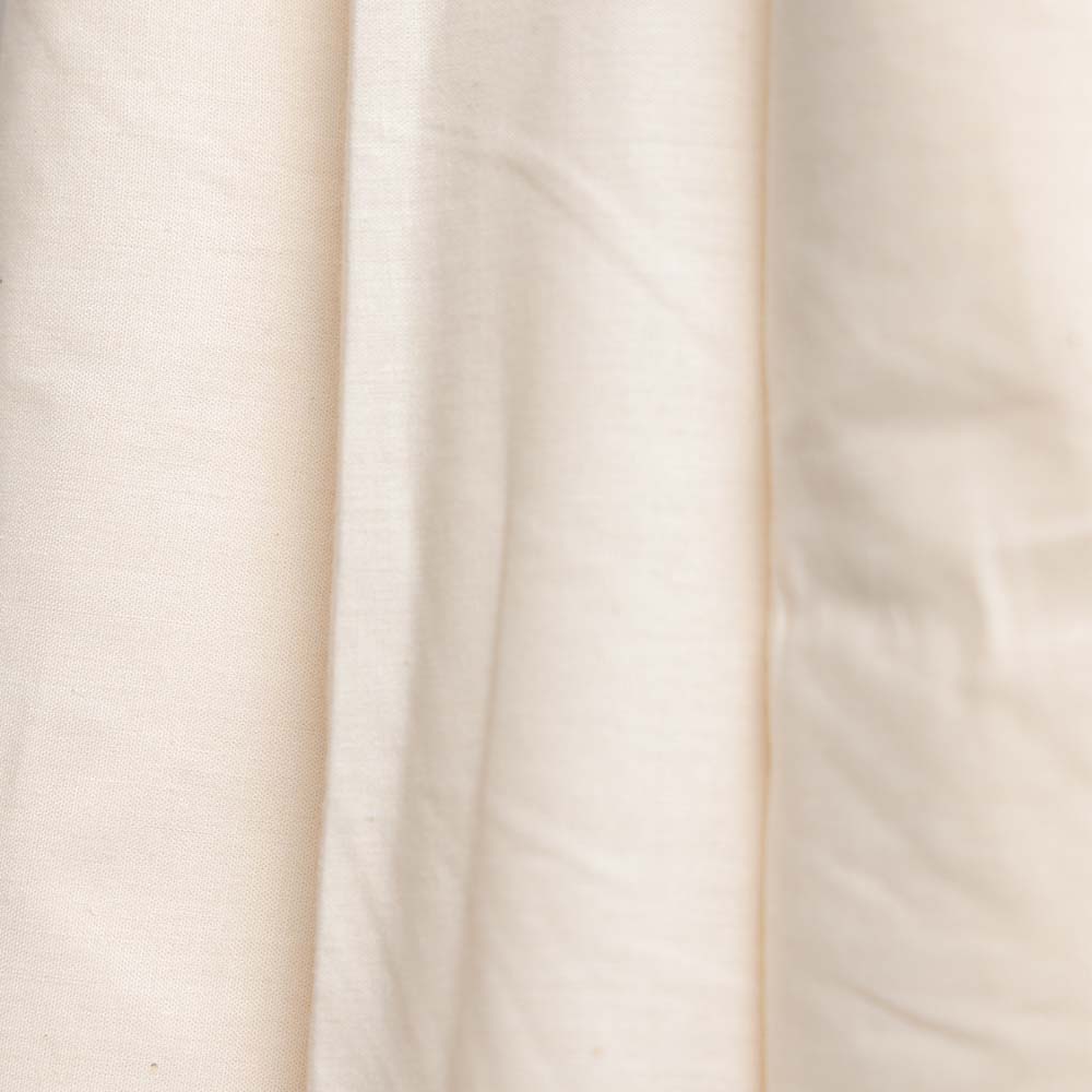 128 Gsm Greige Cotton Poplin Fabric - Attributes: Washable