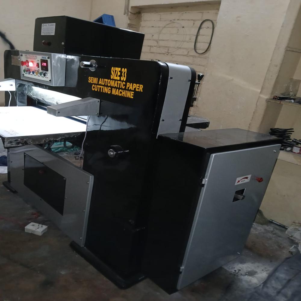 Semi Automatic Paper Cutting Machine - Cast Iron, Manual Control, White Color | Low Noise Operation, High Quality Design For Industrial Use
