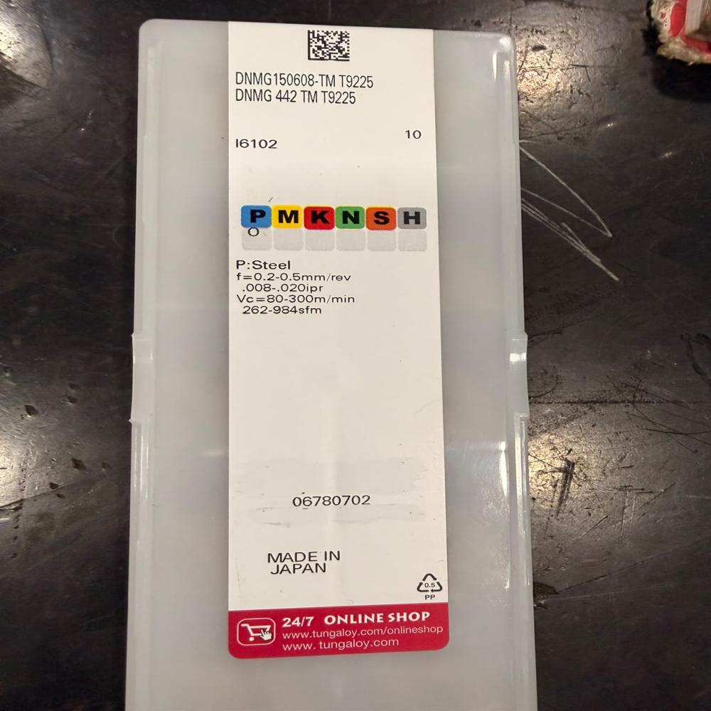 DNMG150608-TM T9225 Carbide Turning Insert