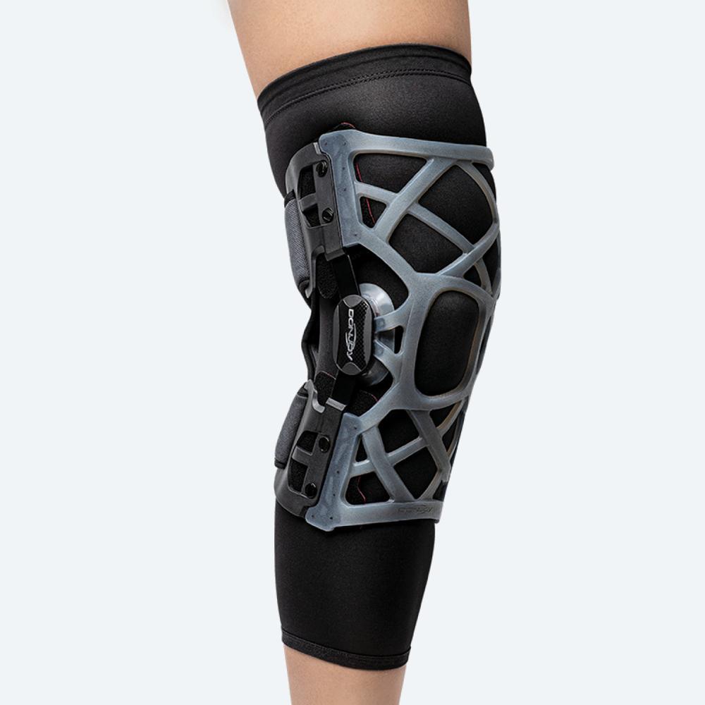Donjoy Oa Web Reaction Knee Brace