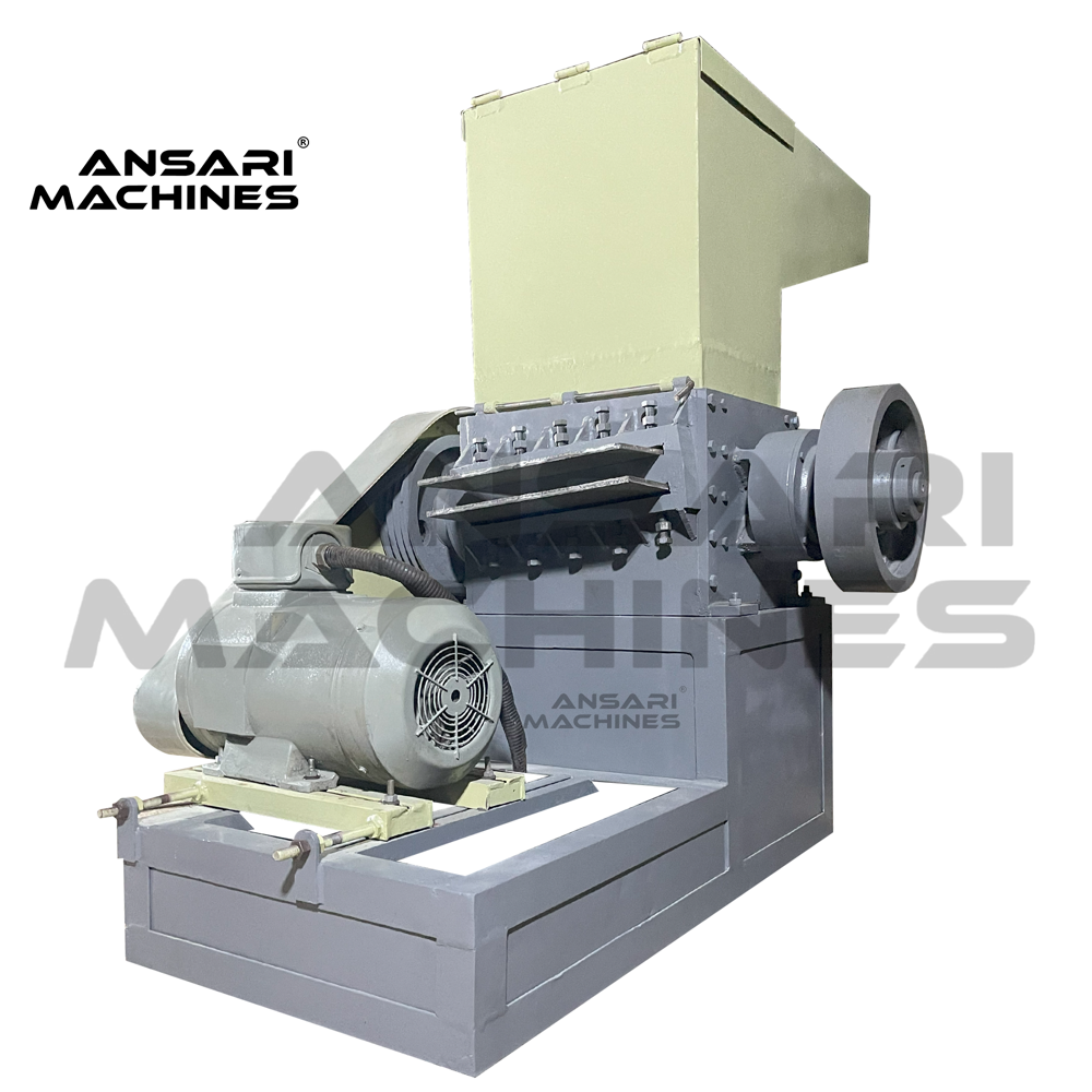 Pet Bottles Scrap Grinder Machine Capacity: 500 Kgs Kg/hr