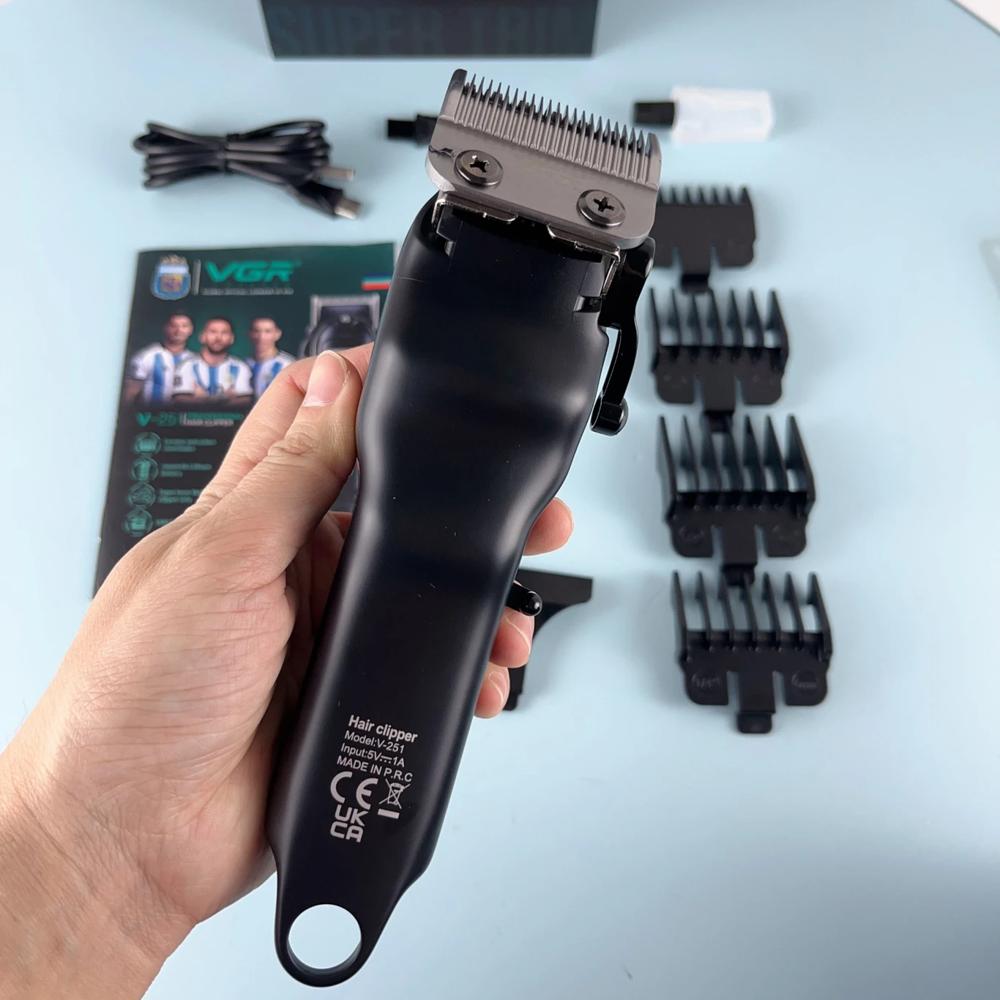 VGR V-251 RECHARGEABLE HAIR CLIPPER