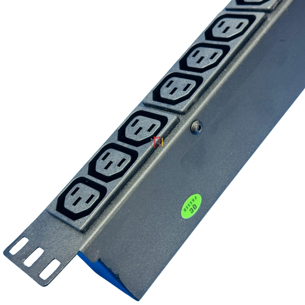 IEC PDU C13 12 SOCKET