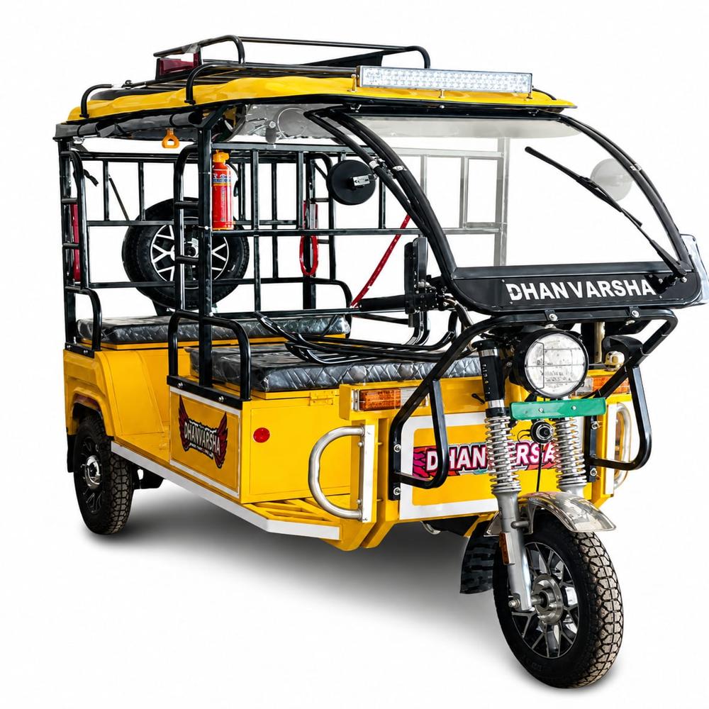 Gold Star E Rickshaw - Charger Type: Smart Automatic Charger