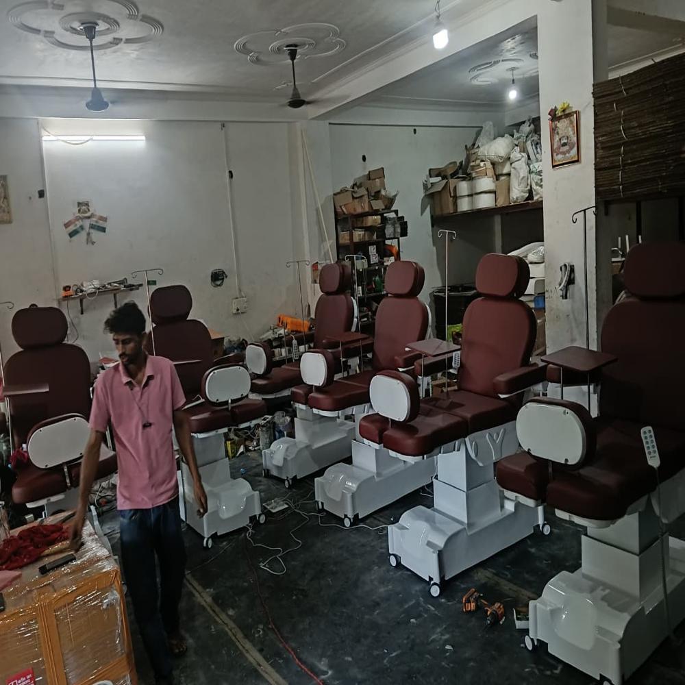 Electric Dialysis Chair