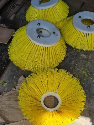 Gl Shakti Side Brush - Bristle Color: Yellow