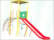 खेल का मैदान स्लाइड