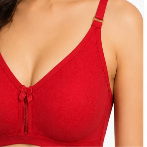 Seamless Padded Bra - Color: Black