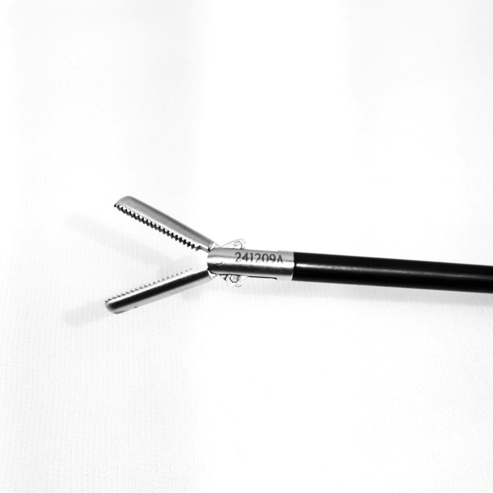 Standard Atraumatic Grasping Forceps 5mm, 45cm with Ratchet Handle