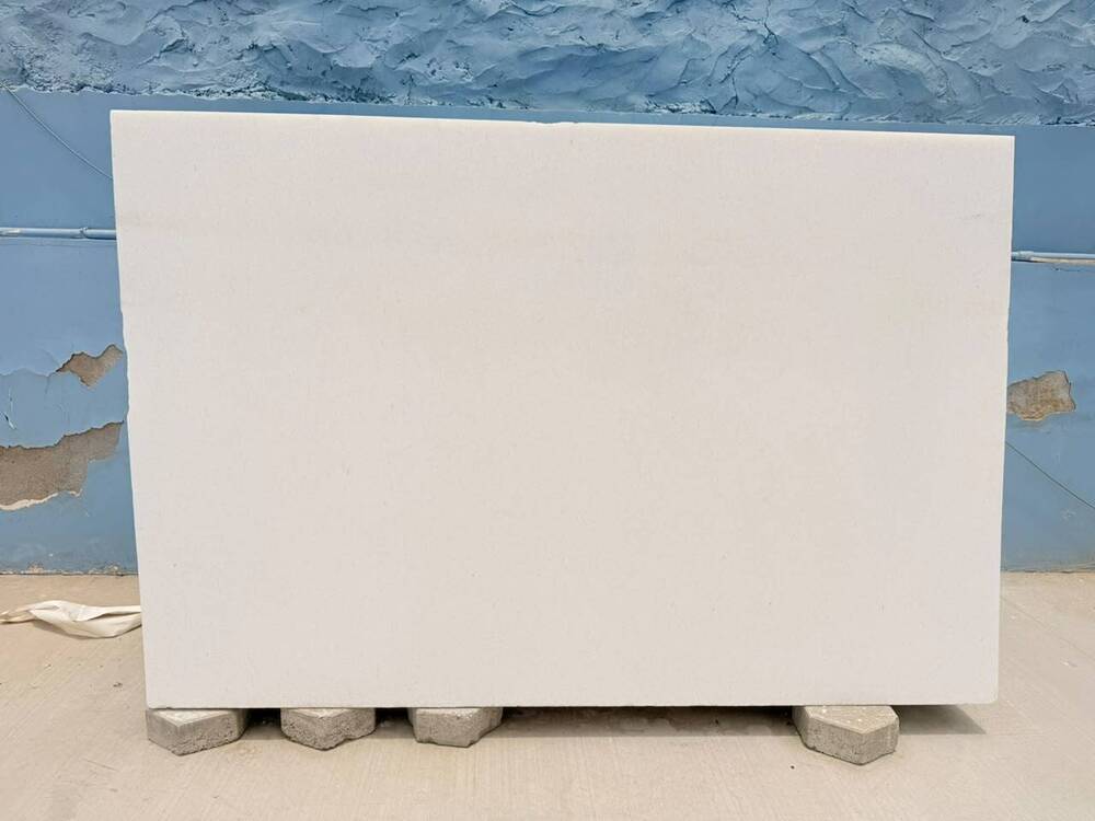 Medium Crystal White Marble Slab