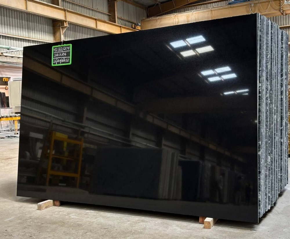 Absolute Black Premium - Application: Flooring