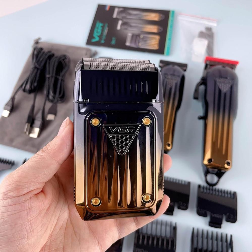 VGR V-644 RECHARGEABLE GROOMING SET