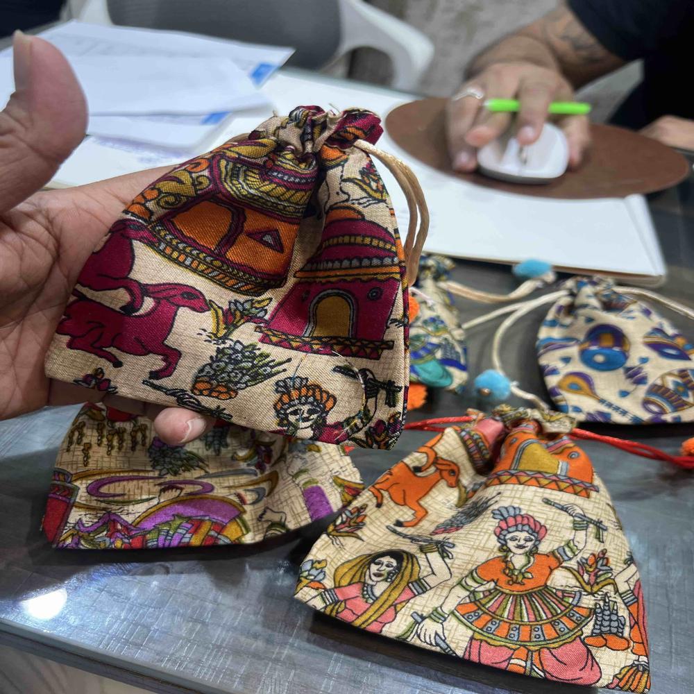 4by4 POTLI