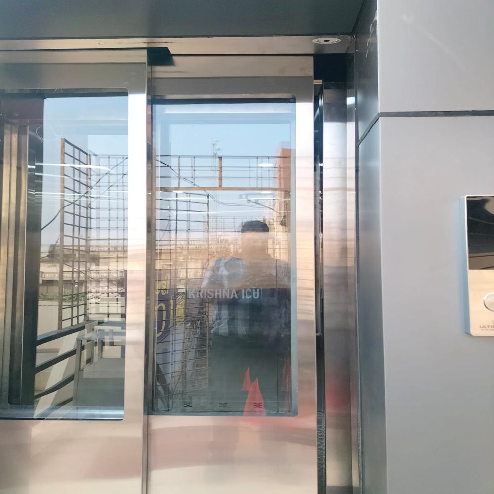 Full Vision Glass Door Elevator - Capacity: 408 Kg/hr