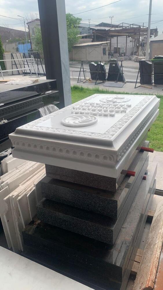 Super White Marble Premium Monuments