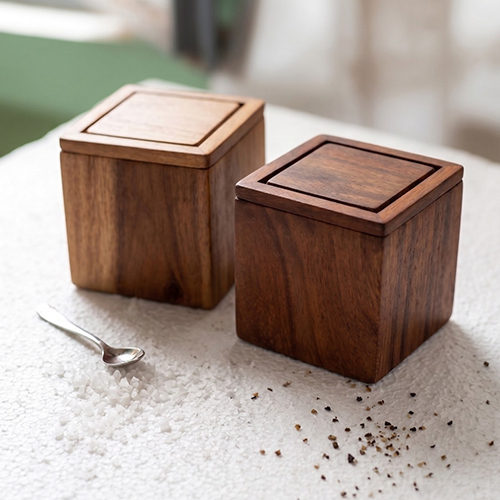 03_Wooden Salt Box