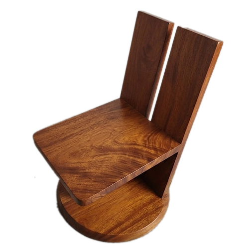 01_Wooden Chair