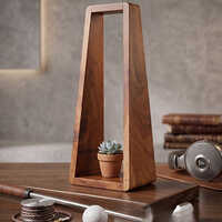 01_Wooden Tantern