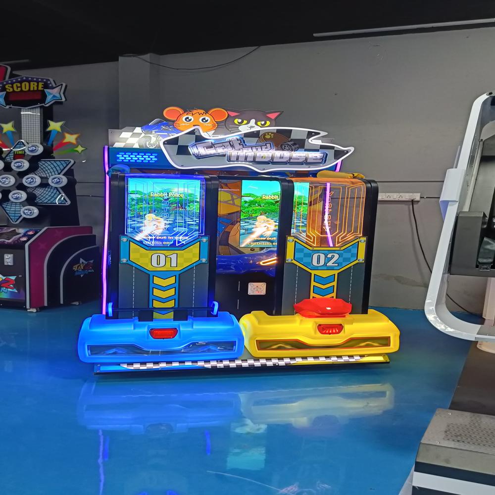 Cat and Mouse Twin Car Racing