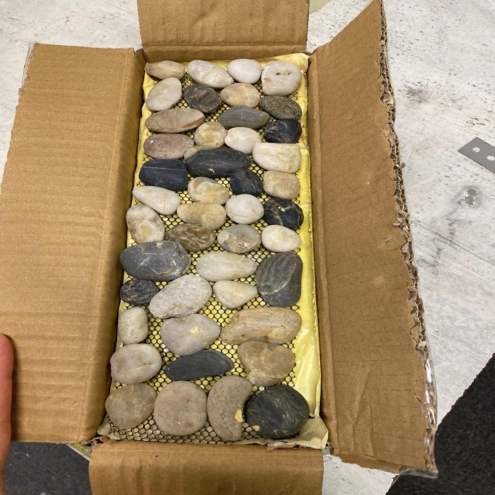 Milky White Natural Tumbled White Pebble Stones for Landscaping and Aquarium