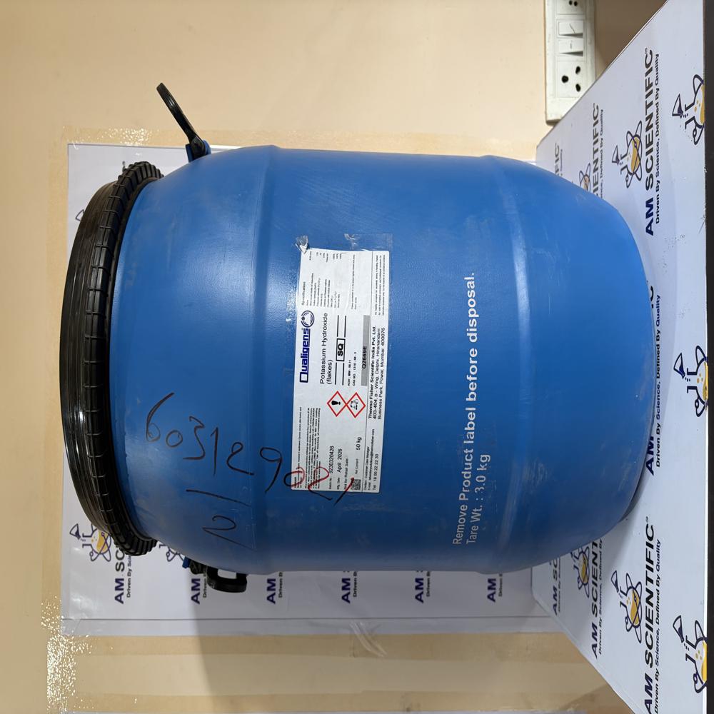 Potassium Hydroxide Flakes SQ 50Kg Qualigens