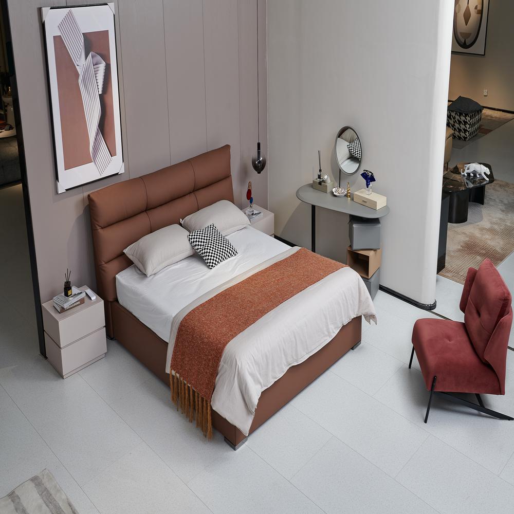 Modern Leather Bed - Artwork: Handmade