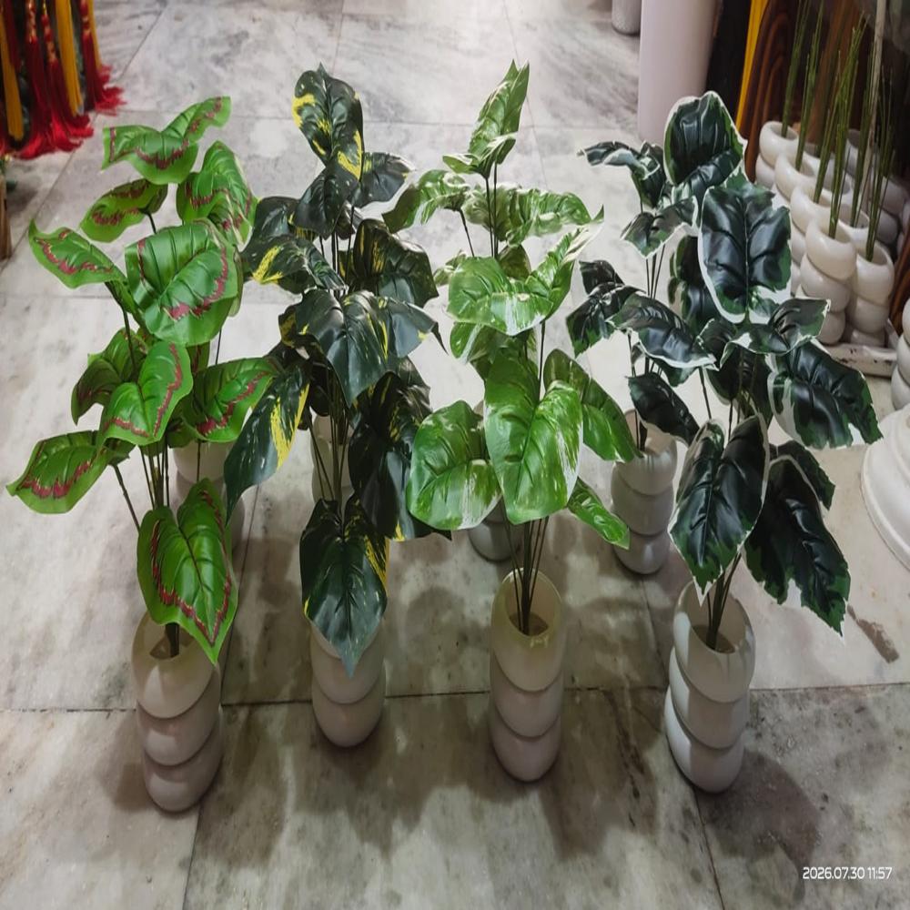 Artificial plant with pot 
