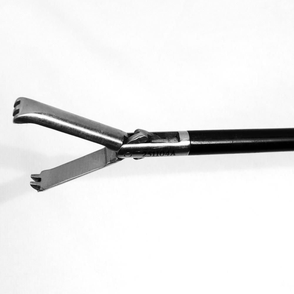 Claw Forceps 5mm, 18cm with Rachet Handle