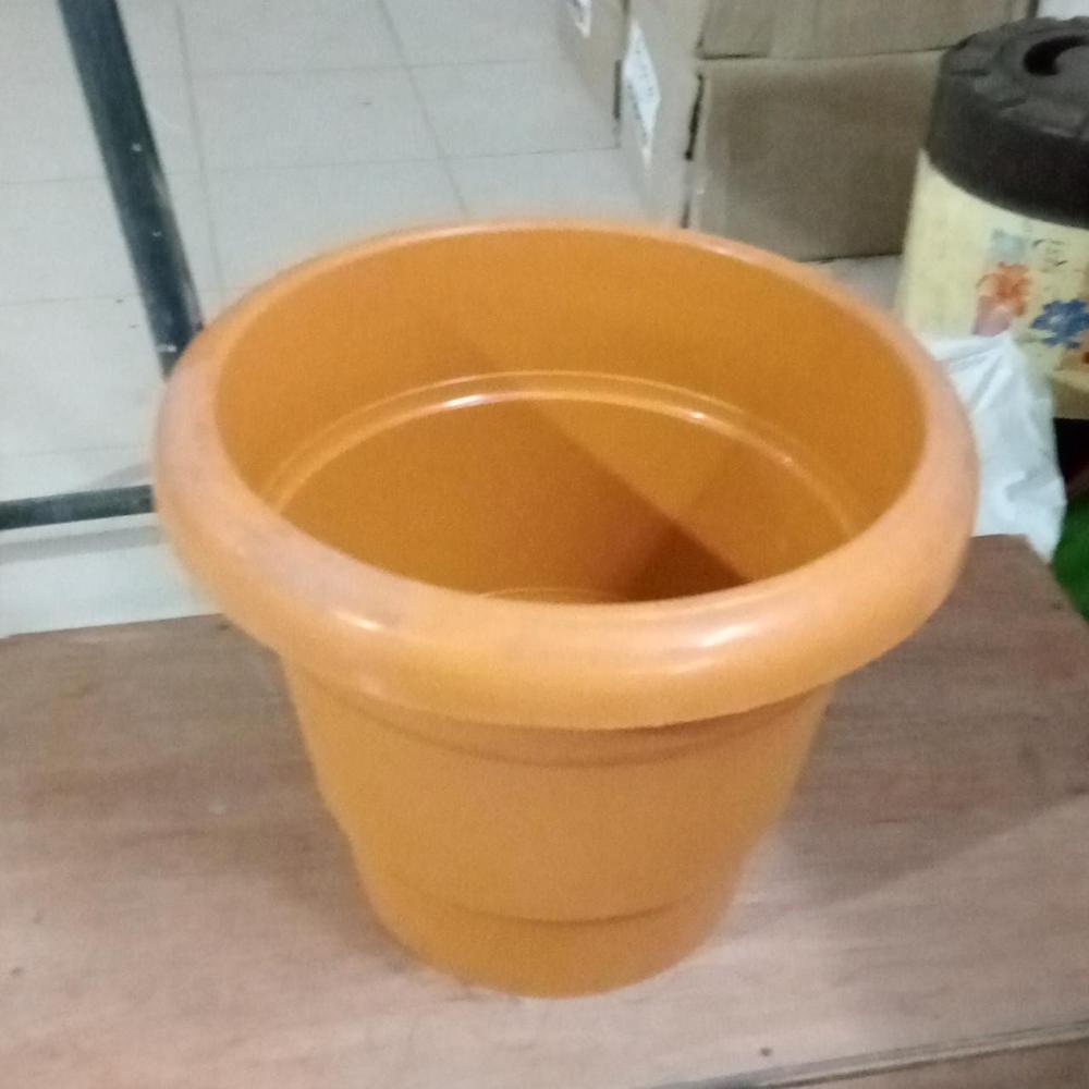 Garden Heavy Plastic Planter Pot