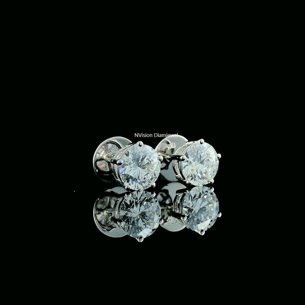 18KT WG Unisex Labgrown Solitaire Diamond Studs