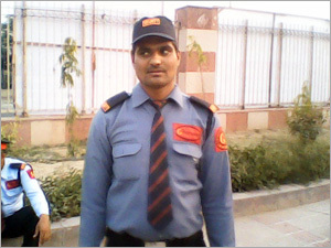 कॉर्पोरेट सुरक्षा गार्ड