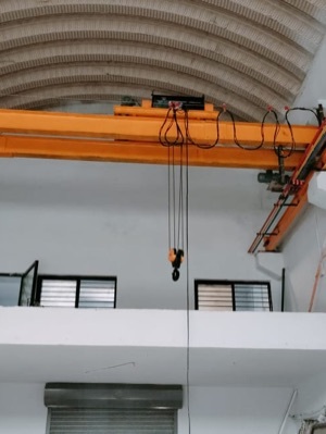 Industry EOT crane
