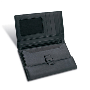 चमड़े का बटुआ