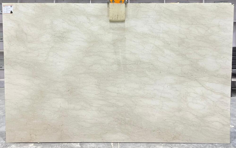 LARUCA BEIGE Marble