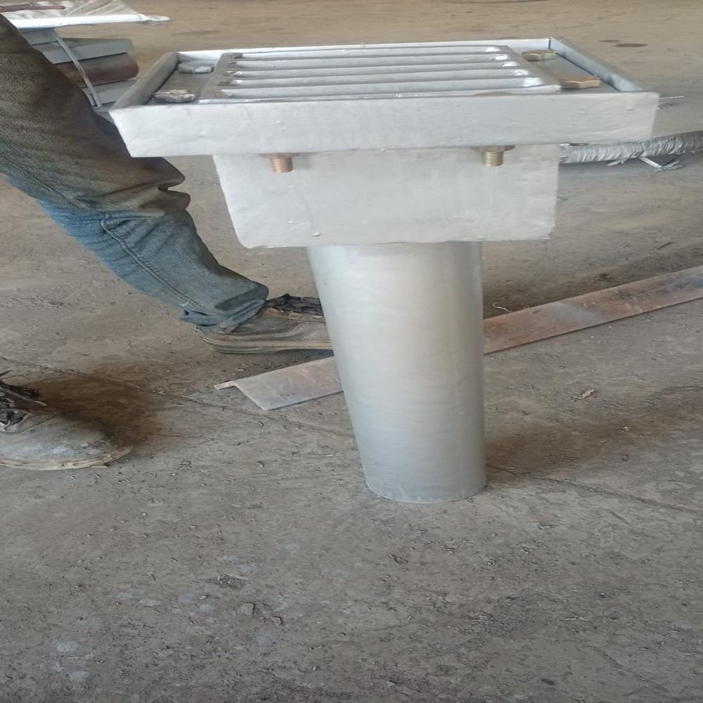 Drainage Spout - Galvanized Steel, 9x6x6 Inches, Metallic Silver | Fixed Horizontal Bars Grating, High Flow Capacity, Anti-rust