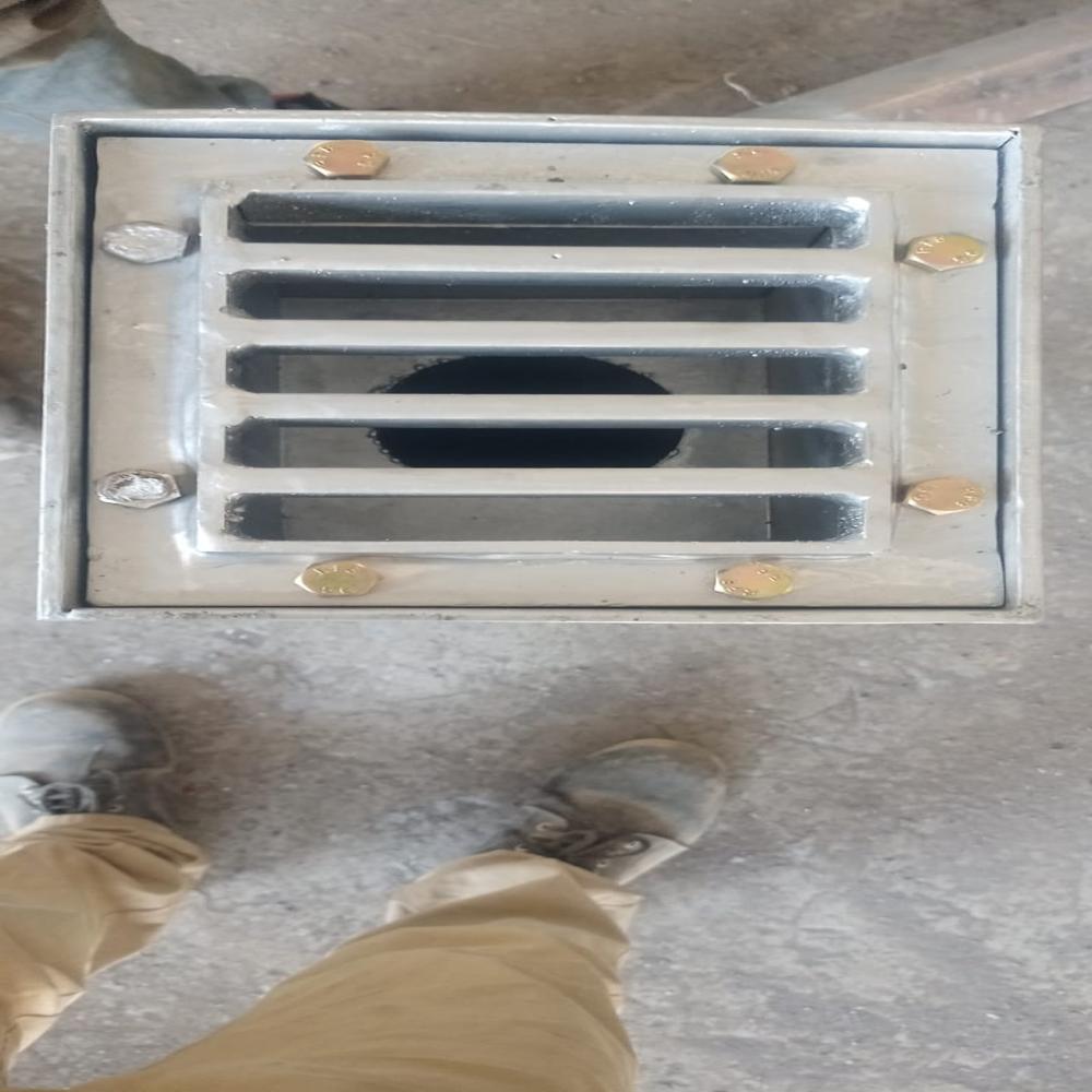 Drainage Spout