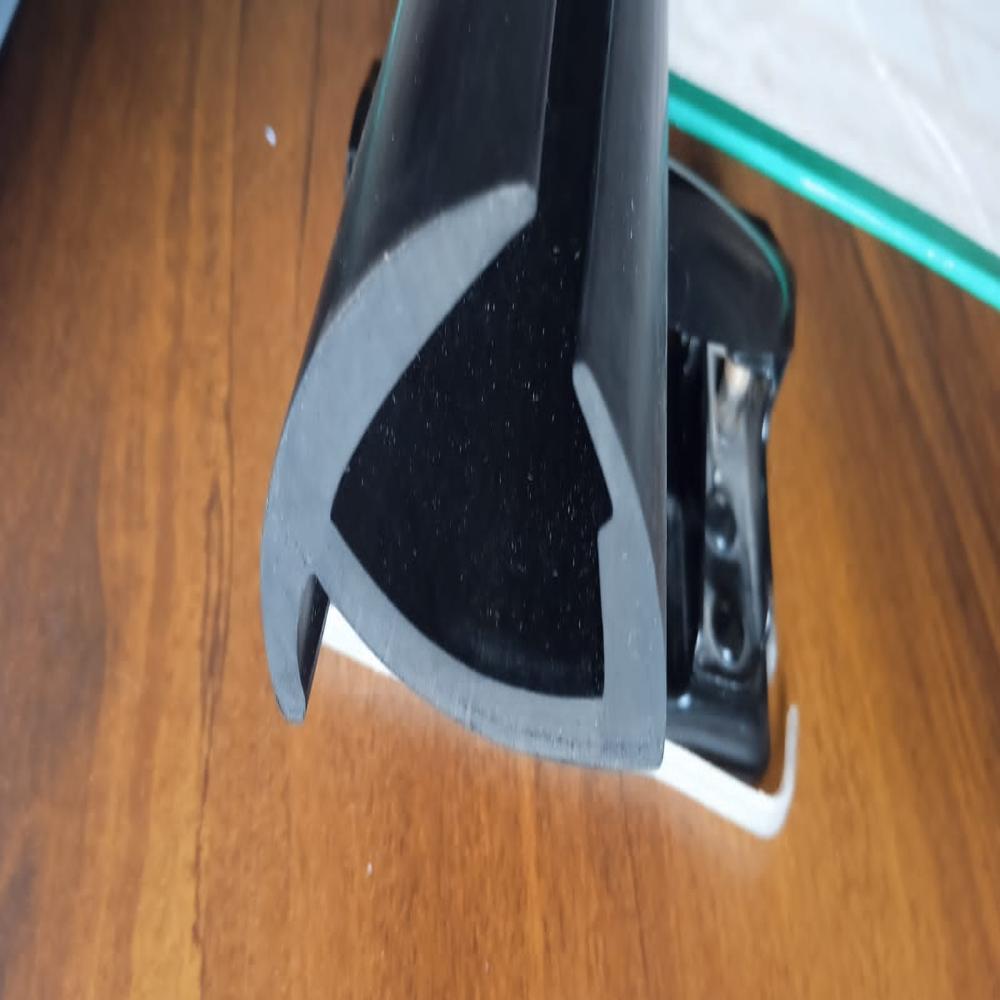Container Seal Strip - Nbr Rubber, Custom Length Up To 3m, Black, Uv Resistant, Low Compression Set
