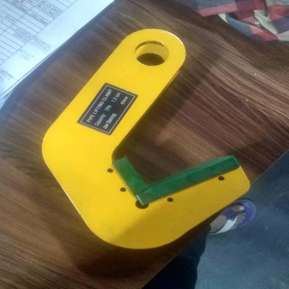 Lifting Pipe Clamp for Safe and Efficient Pipe Handling