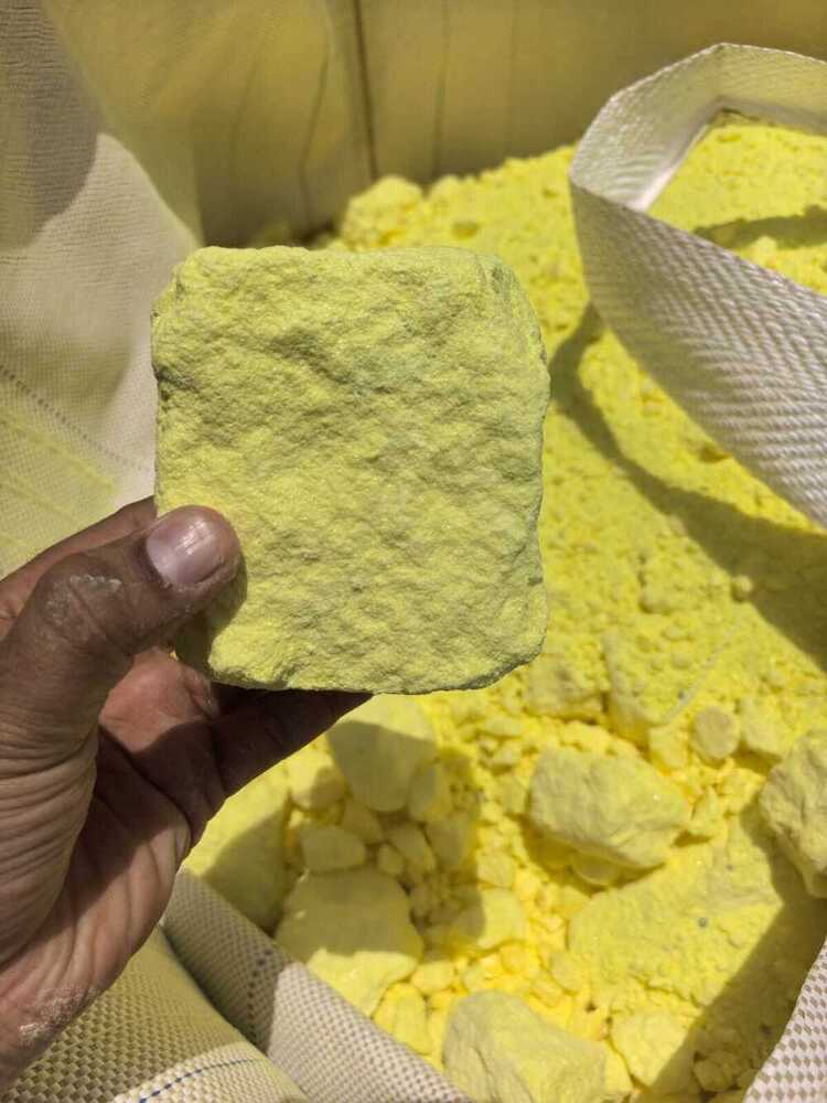 Sulphur Lumps
