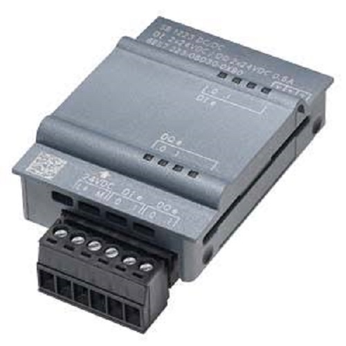 Siemens, SIMATIC S7-1200, 6ES7221-3BD30-0XB0, 0 DO, 4 DI, 0 AO, 0 AI, Single-phase, 24 V DC.