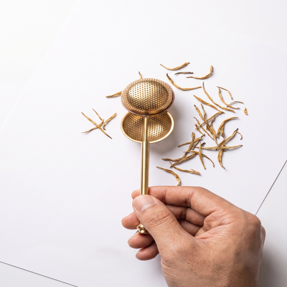 Brass Ball Tea Infuser Strainer - Color: Gold