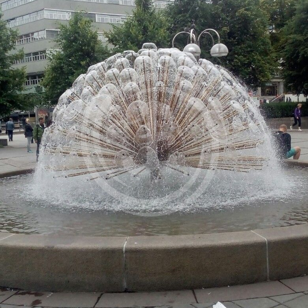 Dandelion ball  fountain