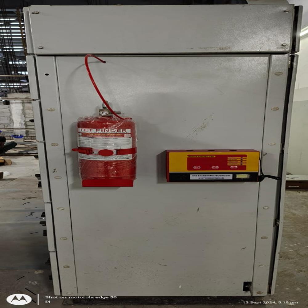 Fm 200 Fire Suppression System - Ce Approved Material, 1.2x0.55x0.55 Meter Dimensions, Red Color | 50 Hertz Frequency, 230 Volt Input Power, 15 Kilograms Weight, 12 Months Warranty, Effective Electrical Enclosure Fire Fighting