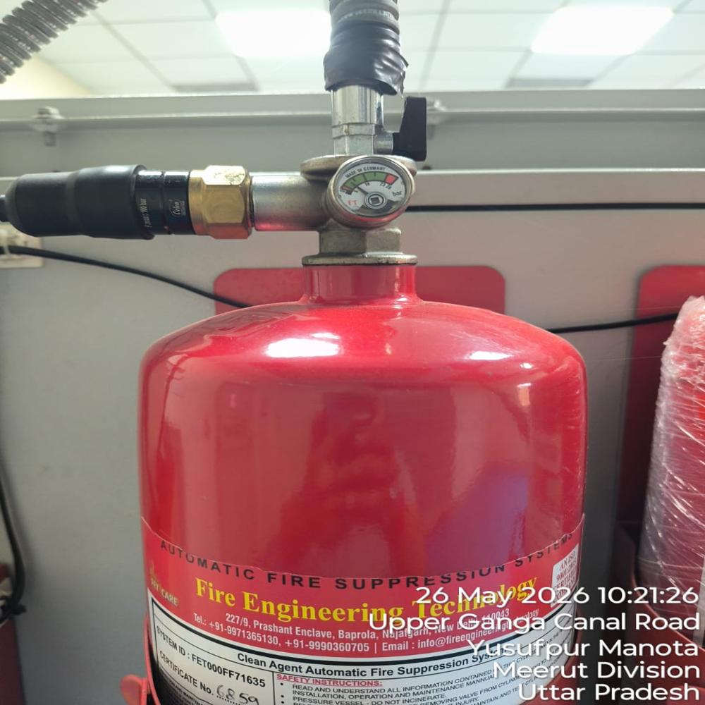 Fm 200 Fire Suppression System - Ce Approved Material, 1.2x0.55x0.55 Meter Dimensions, Red Color | 50 Hertz Frequency, 230 Volt Input Power, 15 Kilograms Weight, 12 Months Warranty, Effective Electrical Enclosure Fire Fighting