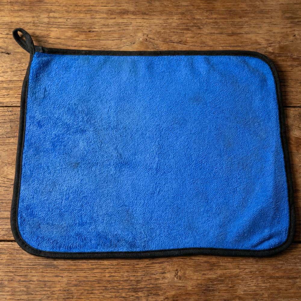 Premium Microfiber Cleaning Cloth, Towel (40x30 cm / 1 Pc)