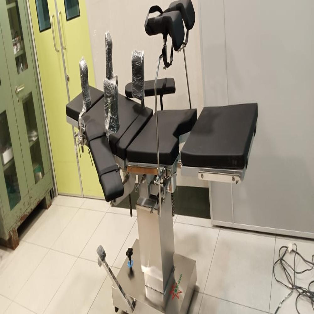  Hydraulic Operating Table