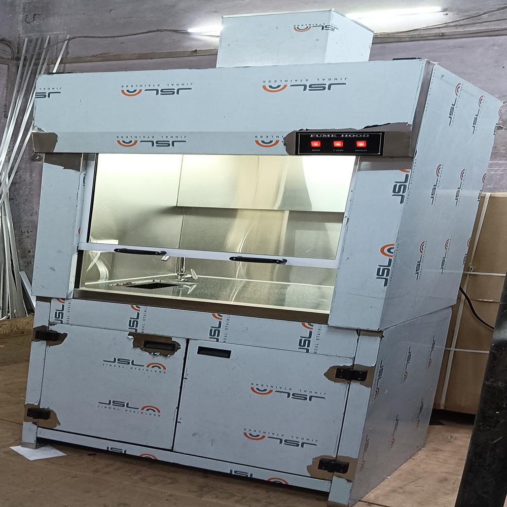 Laboratory Fume Hood